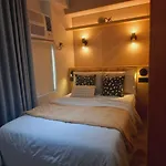 Modern Zen Den