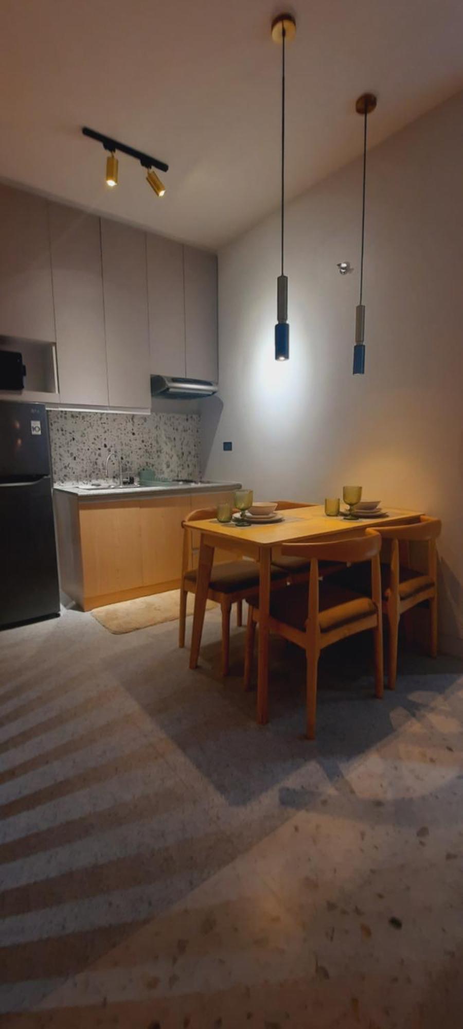 Apartment Modern Zen Den *